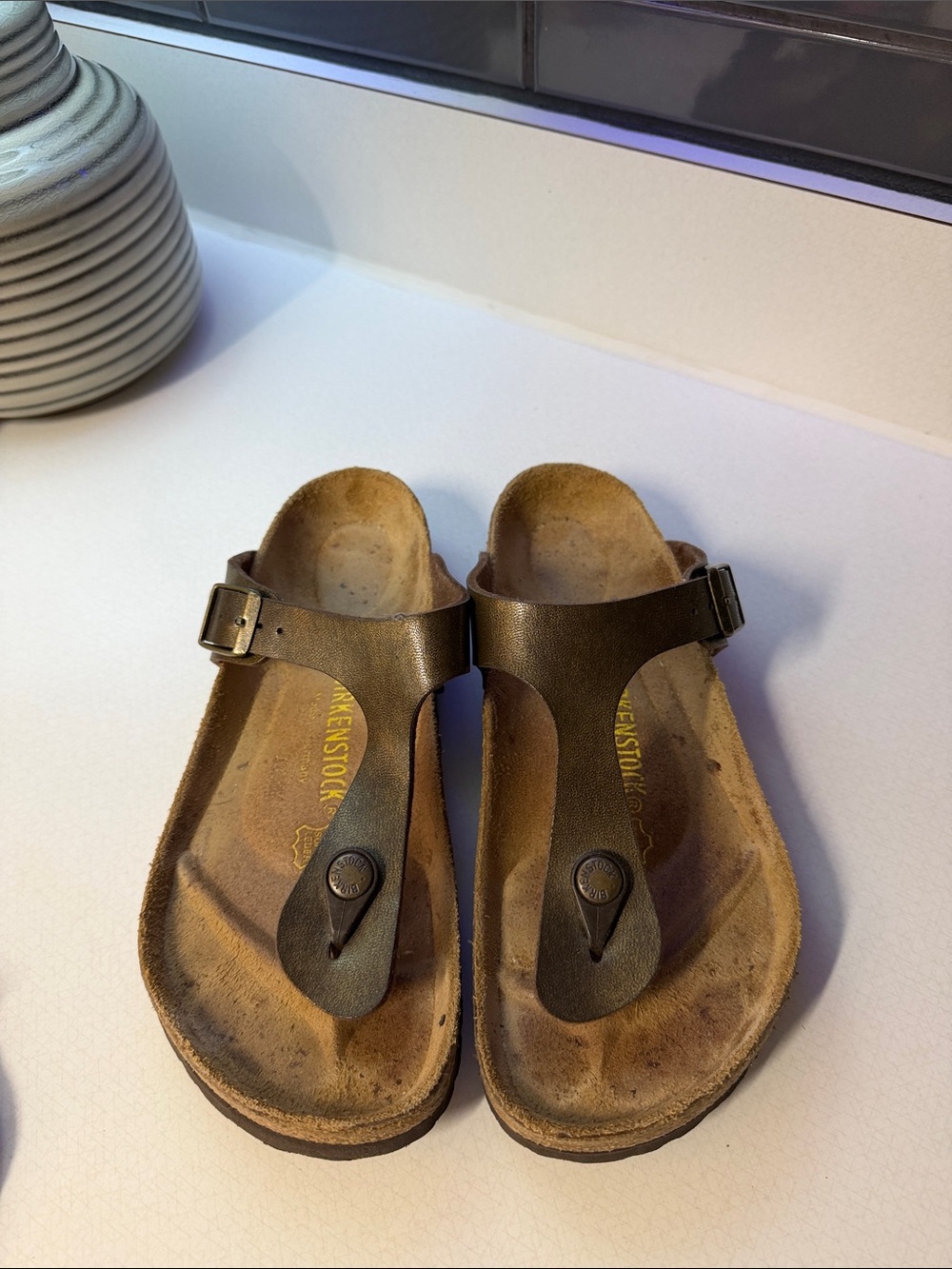 Birkenstock Gold Leather Gizeh Thong Sandals